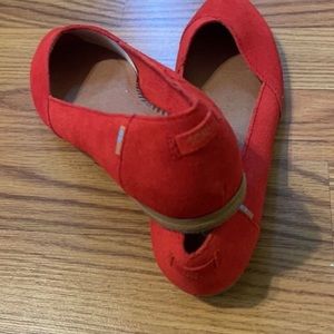 Red toms ballerina flats